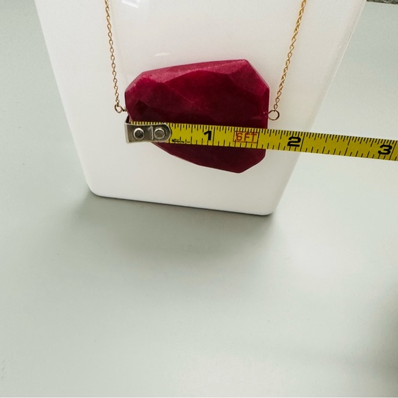 Excellent Condition 14K Gold Natural Ruby Red Stone Necklace - Picture 4 of 4